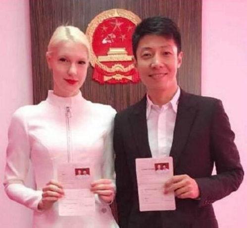 李昌勋和妻子生活照,甜蜜画面引网友热议