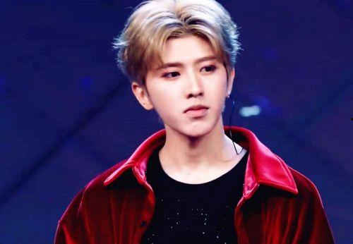 演员蔡徐坤,从偶像到全能艺人，青春偶像的蜕变之路